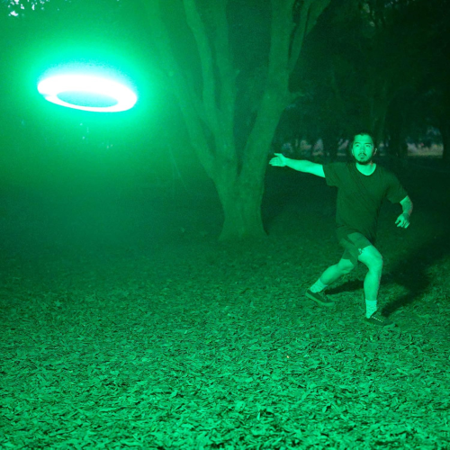 Disco Volador LED para Diversión Nocturna al Aire Libre